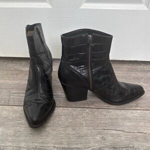 Johnston & Murphy Leather Croc Booties